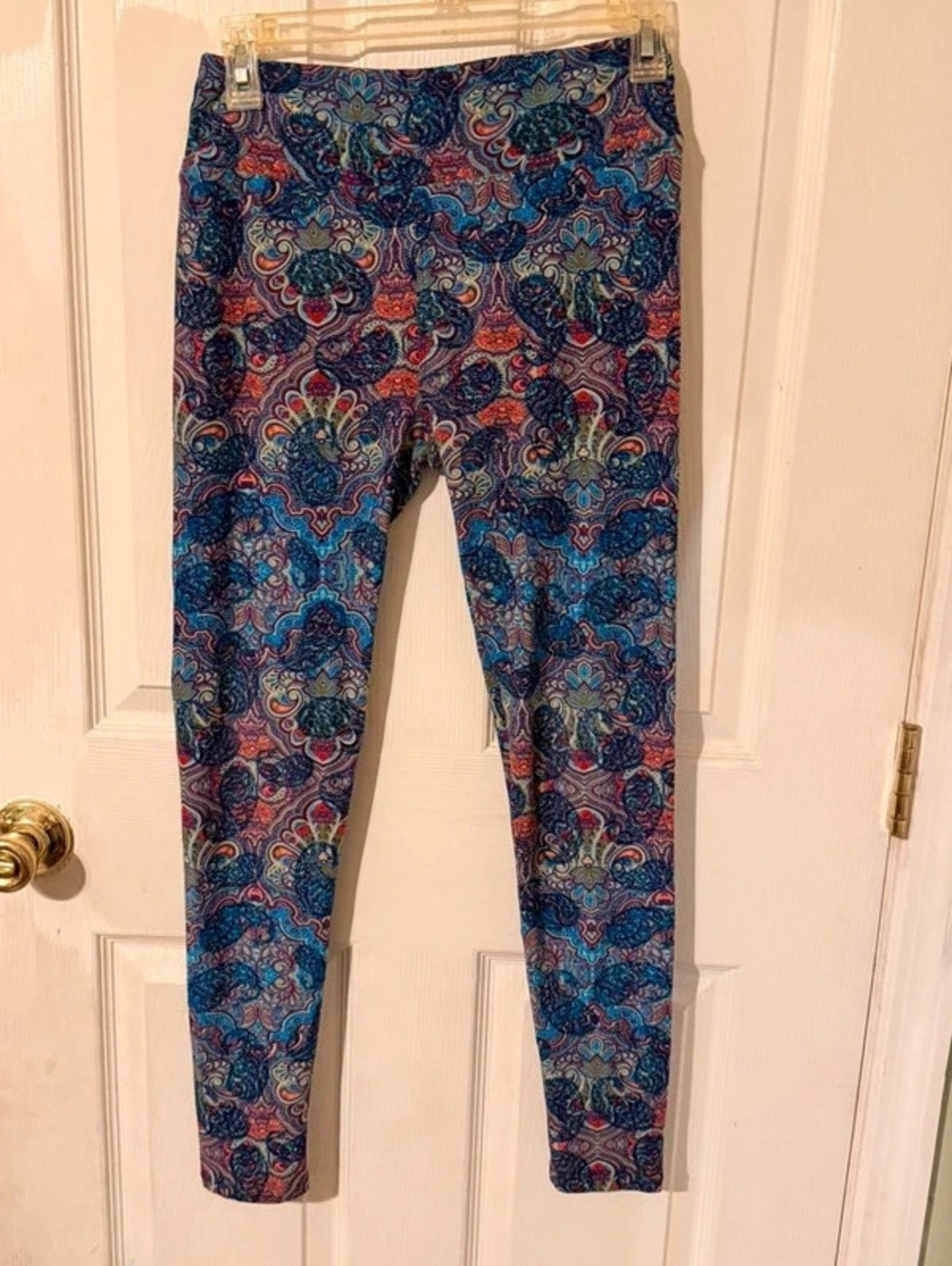 LuLaRoe Vibrant Paisley Multicolor Psychedelic Rave Retro Statement Leggings
